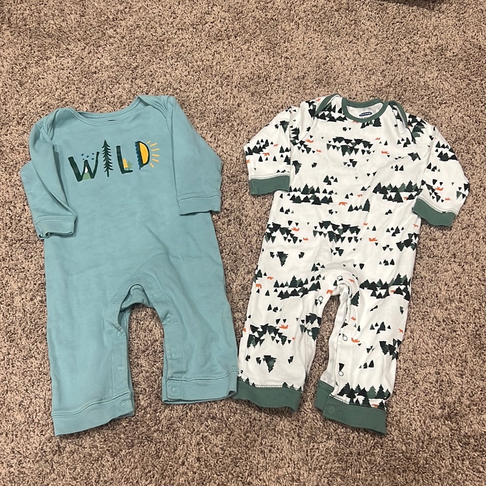 12-18 month old navy romper thing